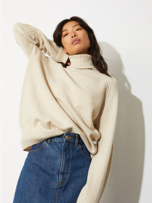 ［Eco Cashmere］カシミヤ混 オーバーサイズタートルネックプルオーバー | FAIRLIE | 7G